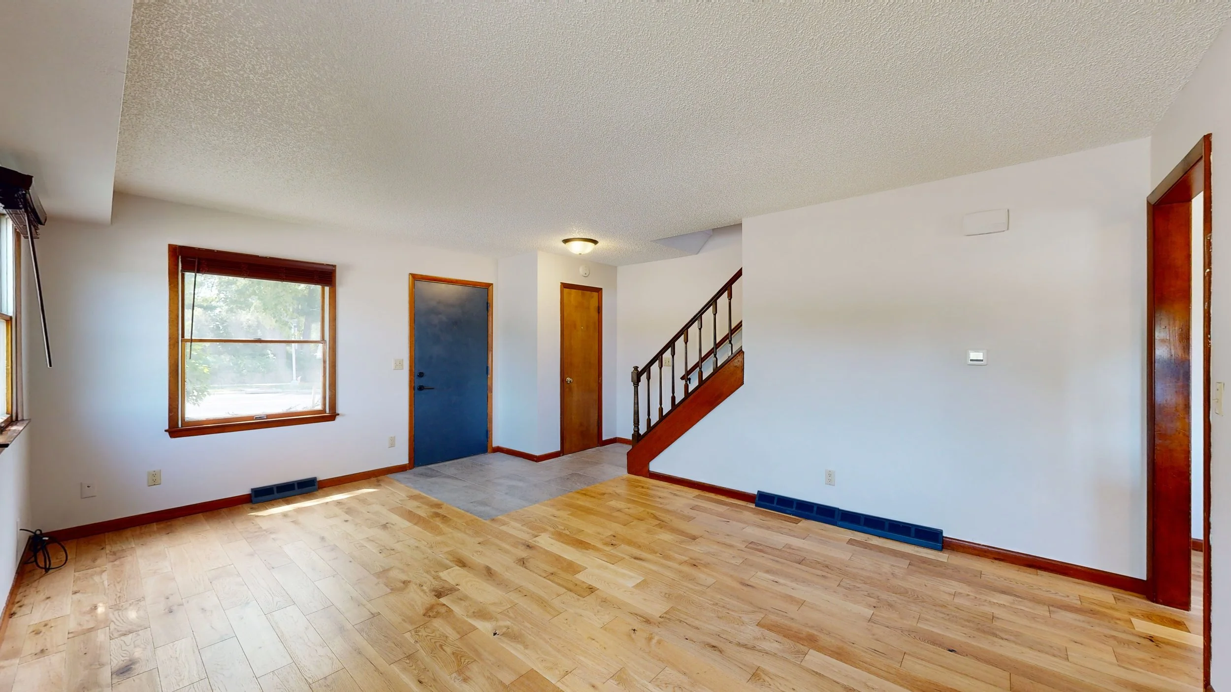 1800 Benton 4.jpg