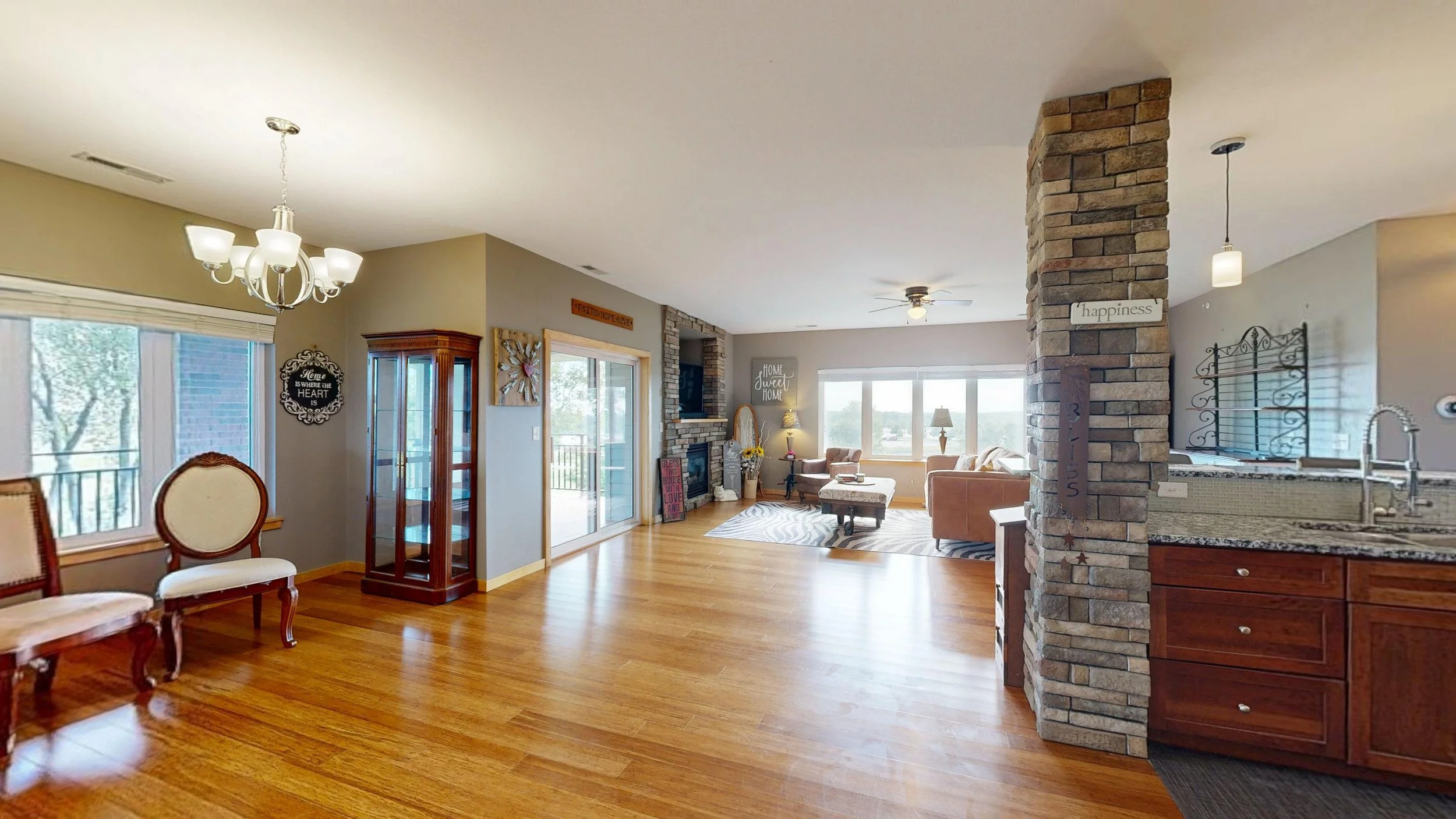 1092-Walnut-Ave-08272025_122306.jpg