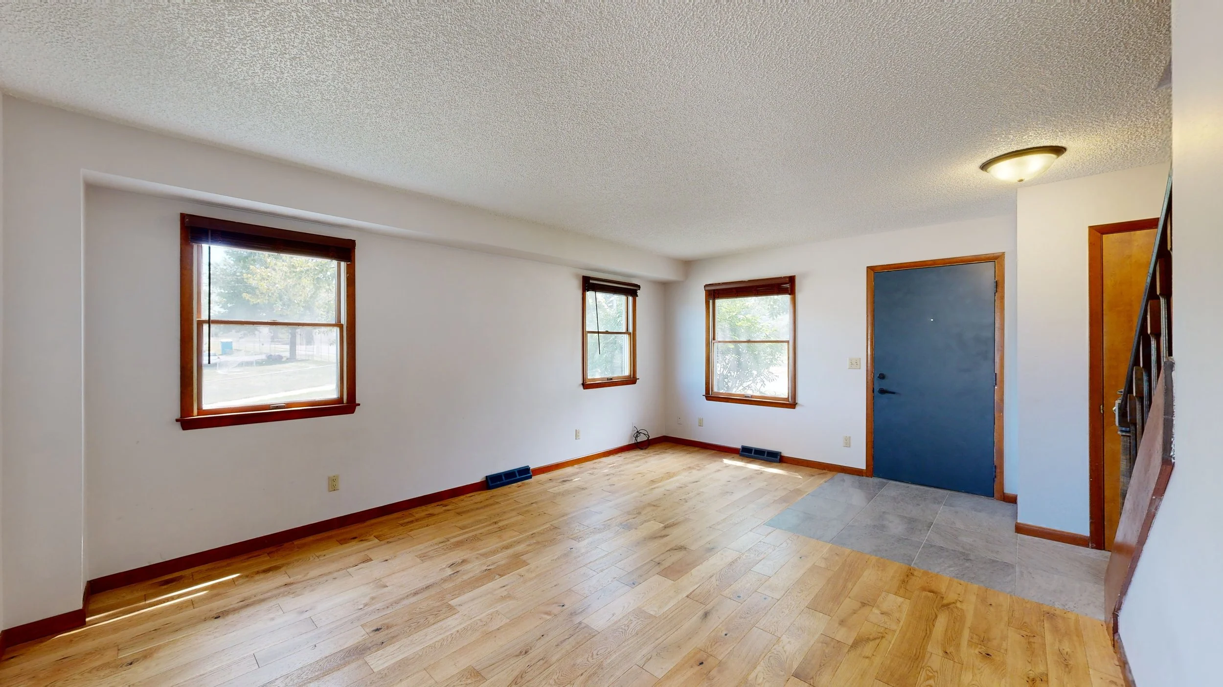 1800 Benton 3.jpg