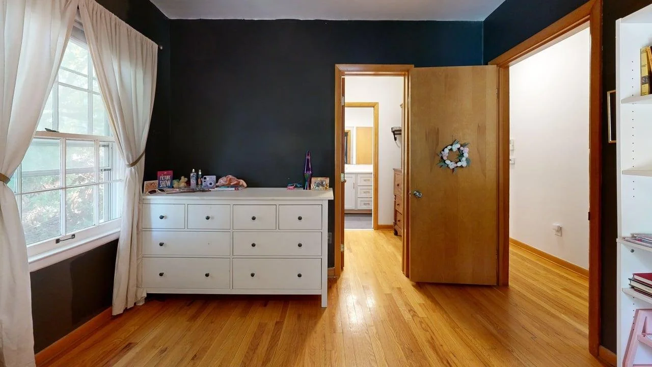 1508-Glendale-Rd-Bedroom.jpg
