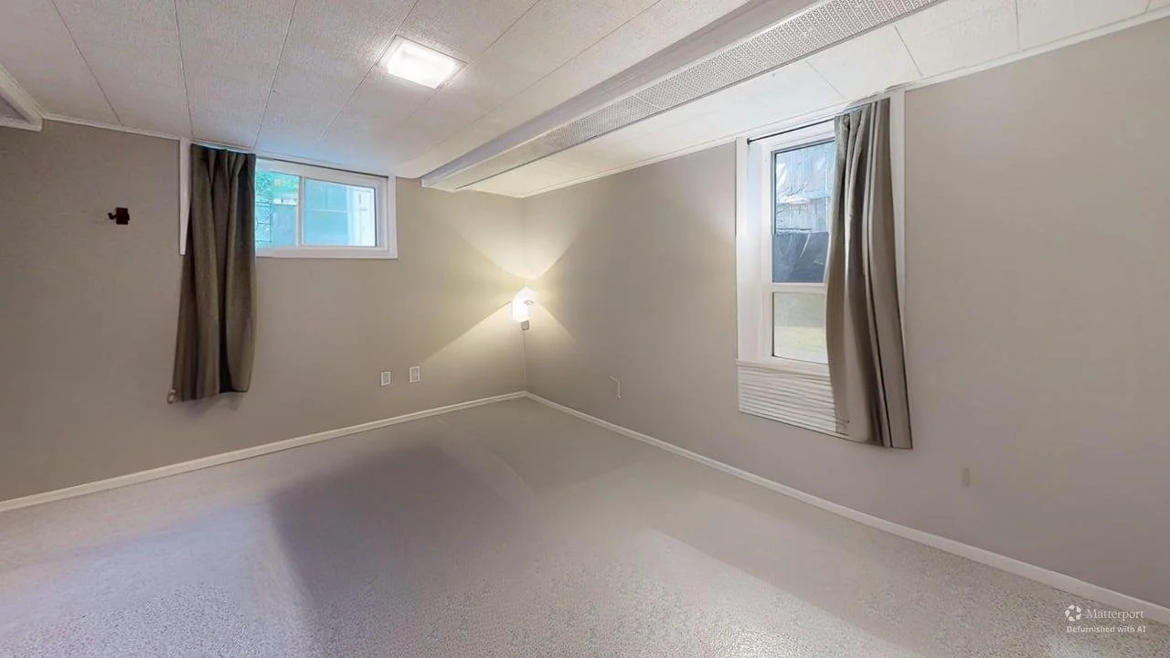 1508-Glendale-Rd-Bedroom-Defurnished 5.jpg