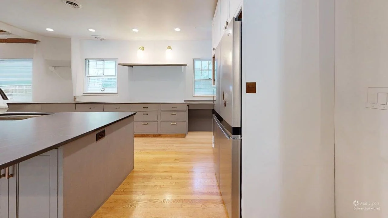 1508-Glendale-Rd-Kitchen-Defurnished.jpg