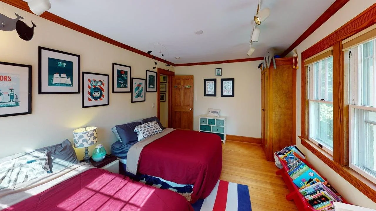 416-S-Summit-Street-Bedroom.jpg