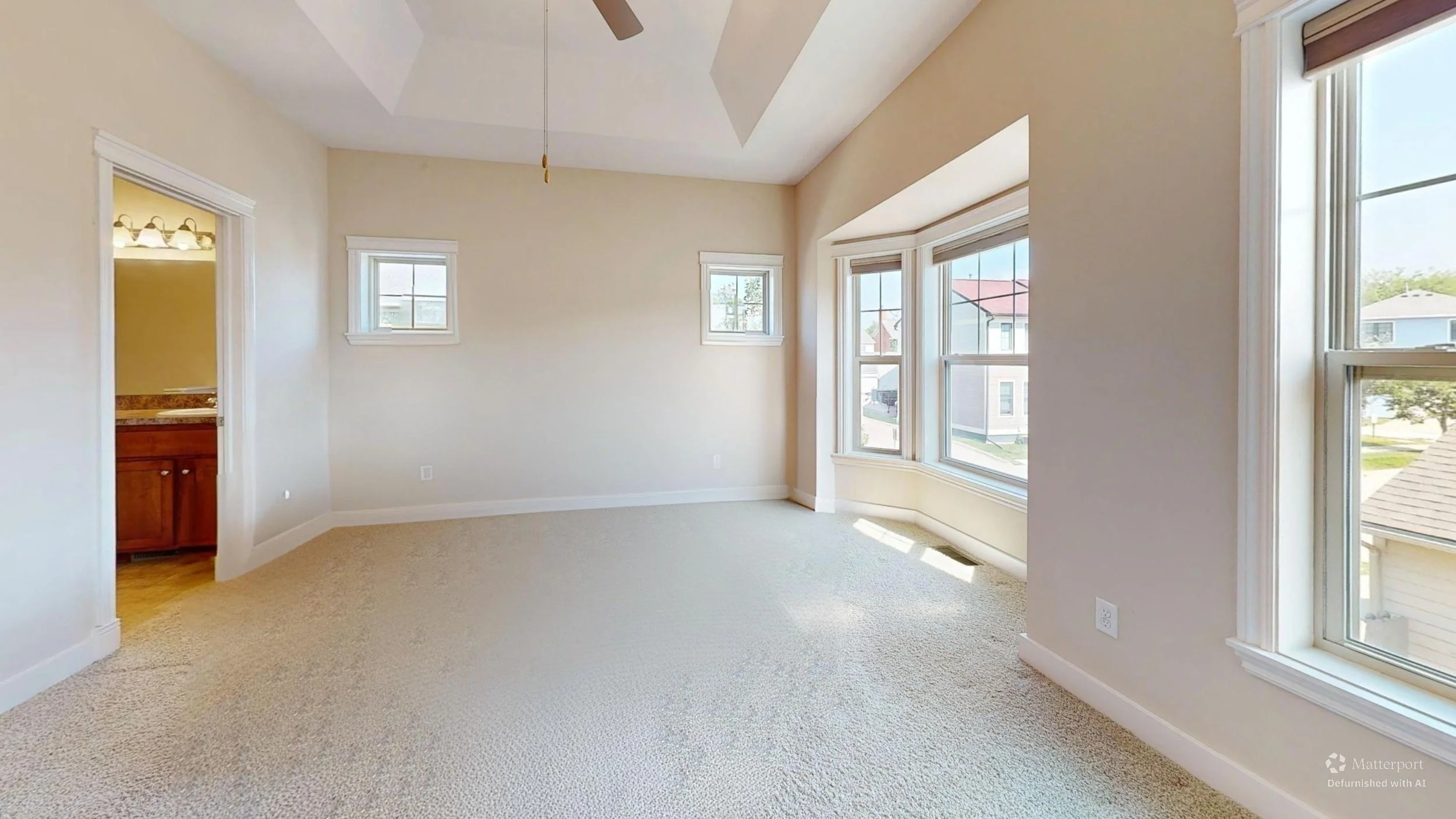 1005-Walker-Cir-Bedroom-Defurnished 4.jpg