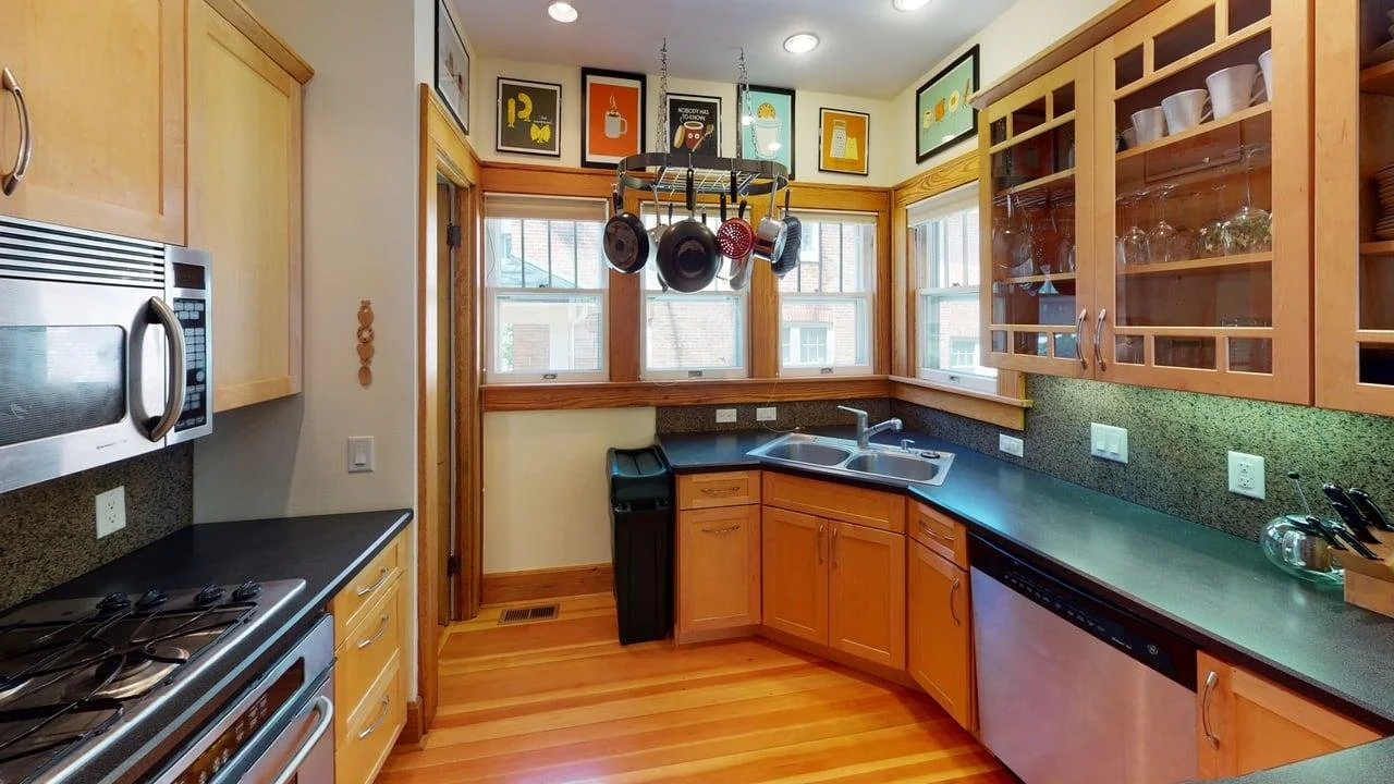 416-S-Summit-Street-Kitchen.jpg