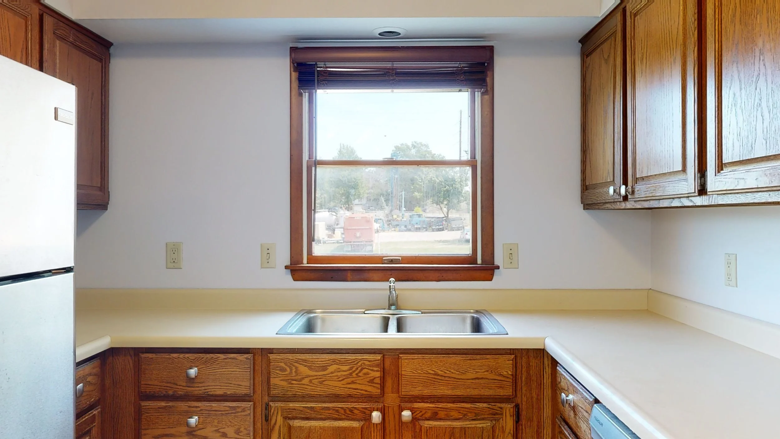 1800 Benton 6.jpg