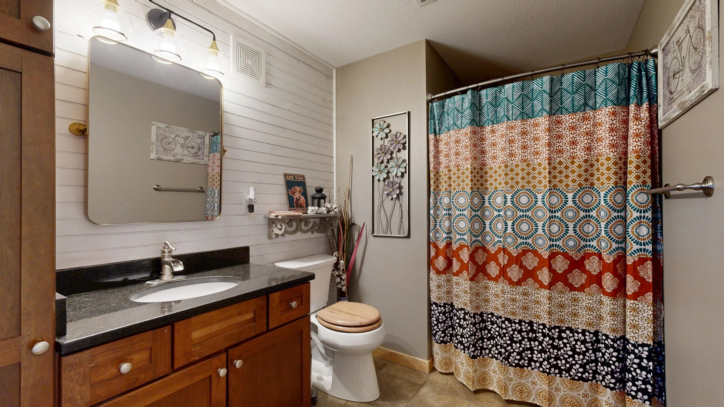 1092-Walnut-Ave-08272025_124852.jpg