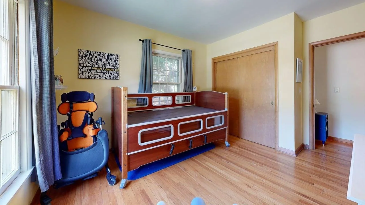 1508-Glendale-Rd-Bedroom 2.jpg
