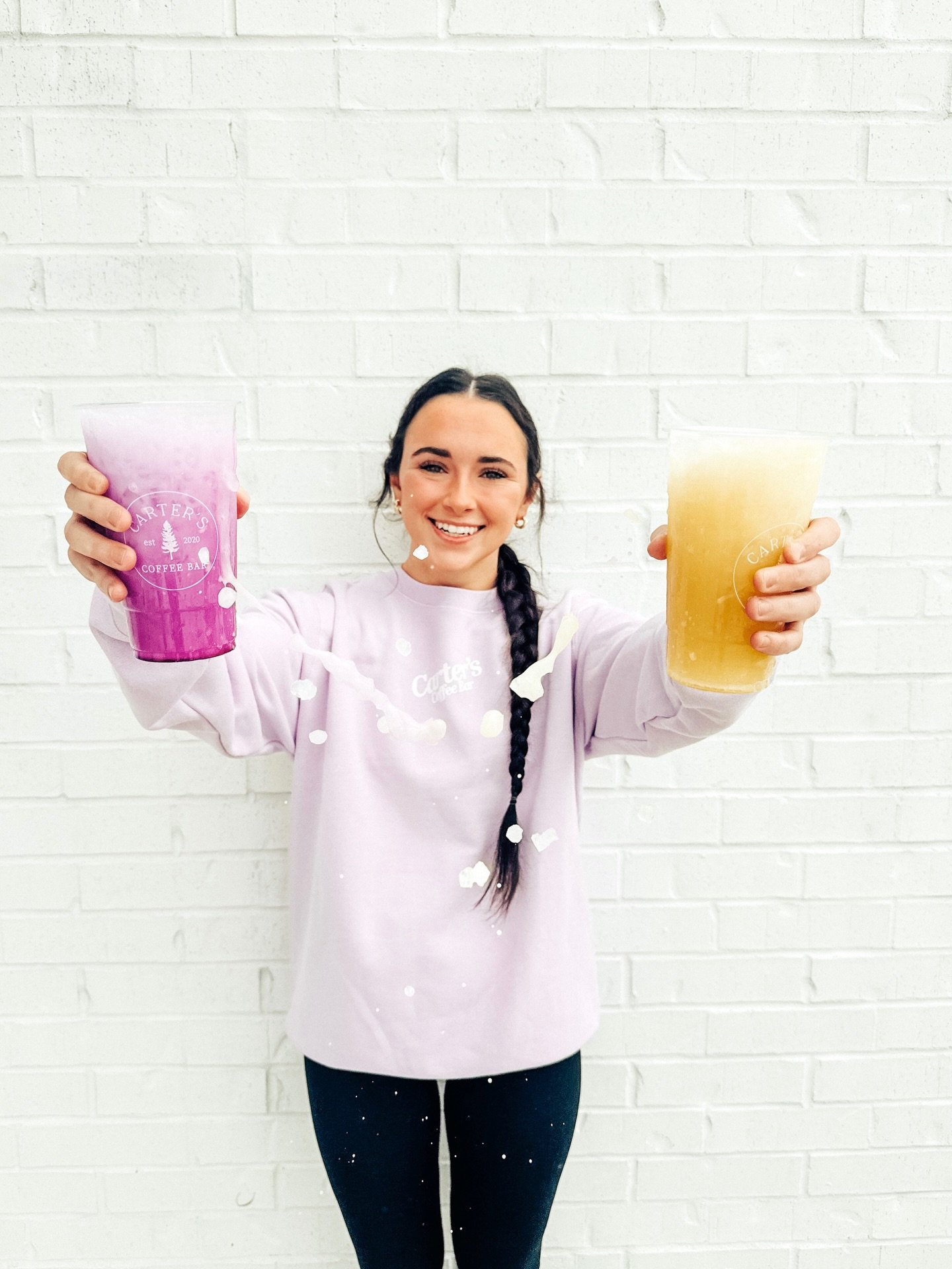 BEST OF BOTH WORLDS LOTUS DROP💜⭐️ Happening now until Monday!!

🎸Hannah Montana lotus -Mango, White Peach, Gold lotus, Lemonade, and coconut milk! 

🪩Miley Cyrus lotus- Desert Pear, Coconut, Purple lotus, and coconut milk!  AT ALL LOCATIONS 🤠 

#