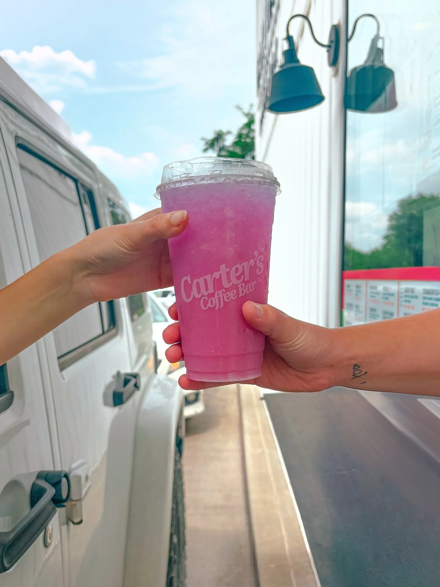 Sipping on sunshine!☀️ Grab our Sunny Sipper lotus for a BOGO 1/2 off deal starting tomorrow June 1st-3rd!!!🍓🌼 

Have a great week! We can&rsquo;t wait to see you!💗

SUNNY SIPPER - strawberry, dragonfruit, cantaloupe, purple lotus, and lotus cream