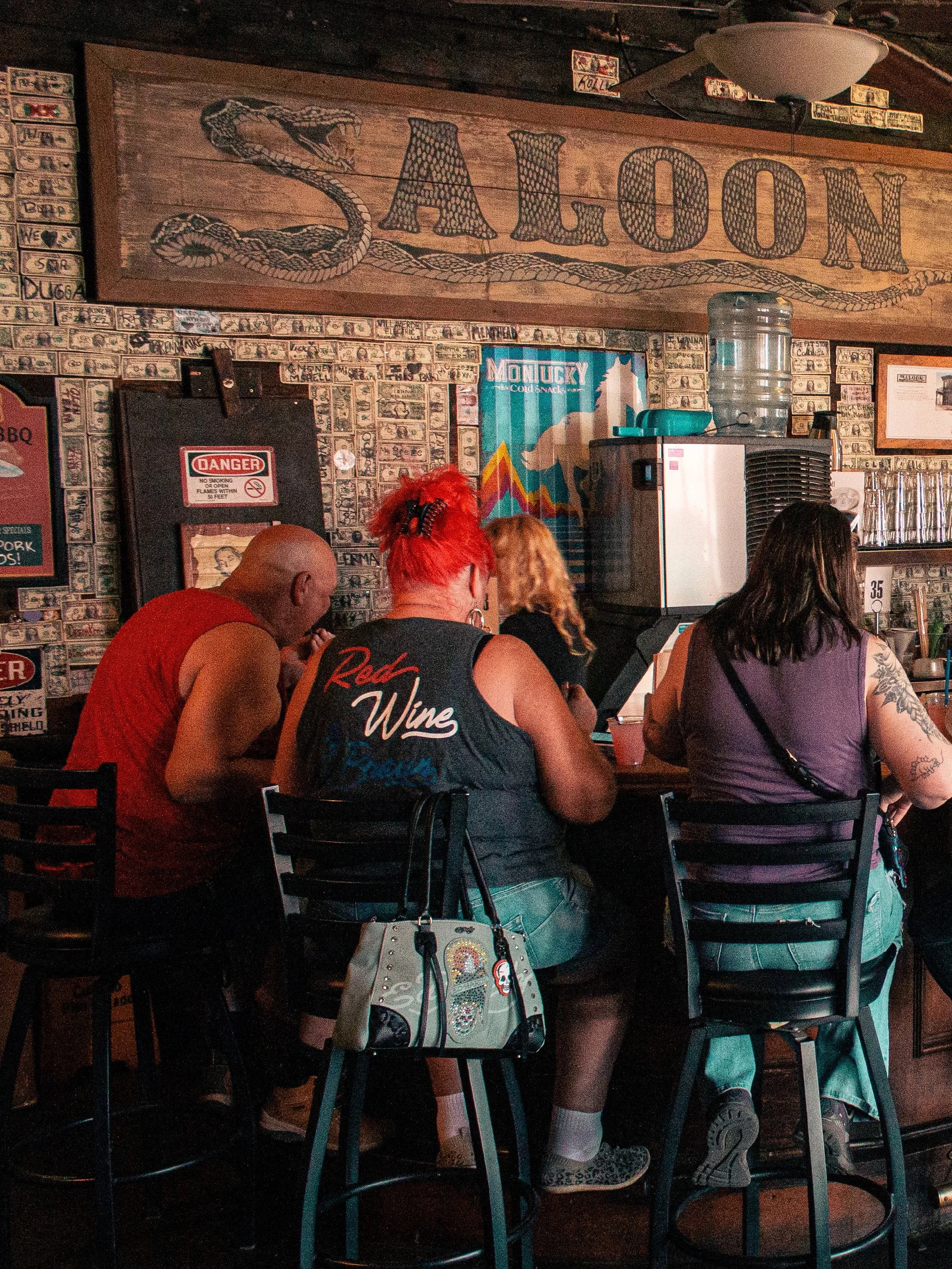 Your Saturday night hangout 🍻

Come saddle up to the bar and enjoy some drinks with us! We&rsquo;ll be here until 9pm (kitchen closes at 8pm)