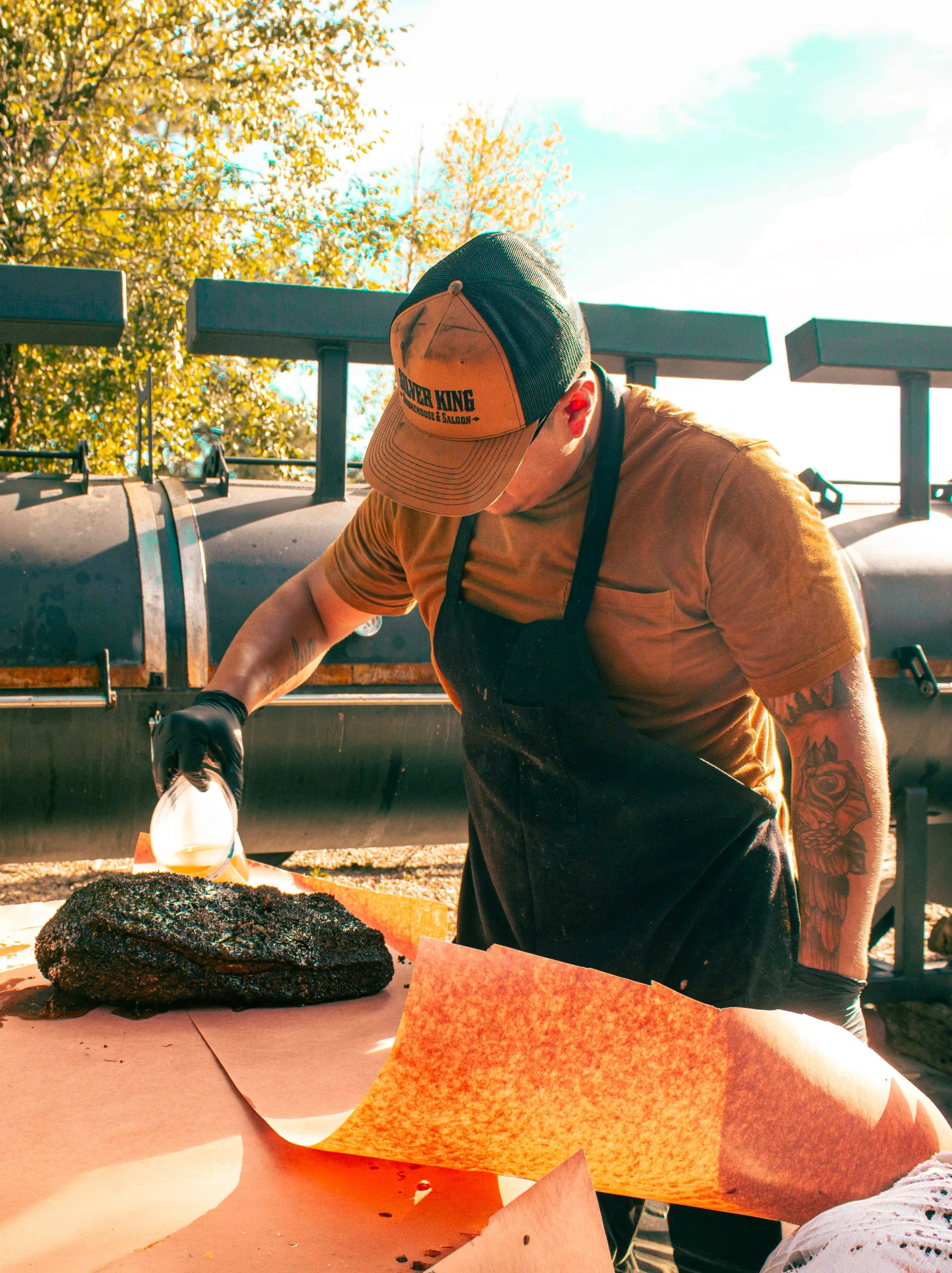 Ready to serve you quality smoked meats 🔥

We take pride in our bbq here at the smoke lodge. We use tallow to lock in moisture, give better bark and all around better flavor. All of our meats are freshly smoked only hours before our guests come to v