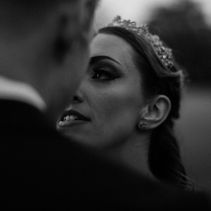 I might have to start posting some more black and white...Carolyn &amp; Jacob. 3.7.20. #philadelphiaphotographer #philadelphiaphotography #phillyphotographer #phillyphotography #philadelphiawedding #philadelphiaweddingphotographer #philadelphiaweddin