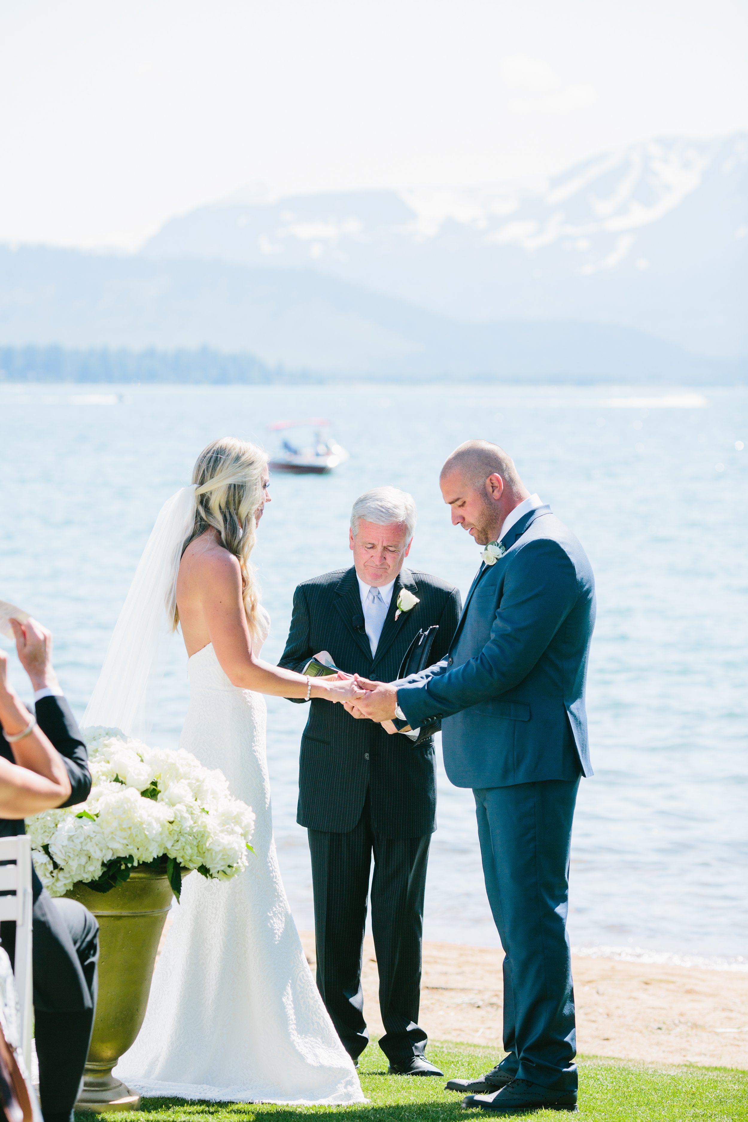 edgewood-tahoe-wedding-photographer-5.jpg