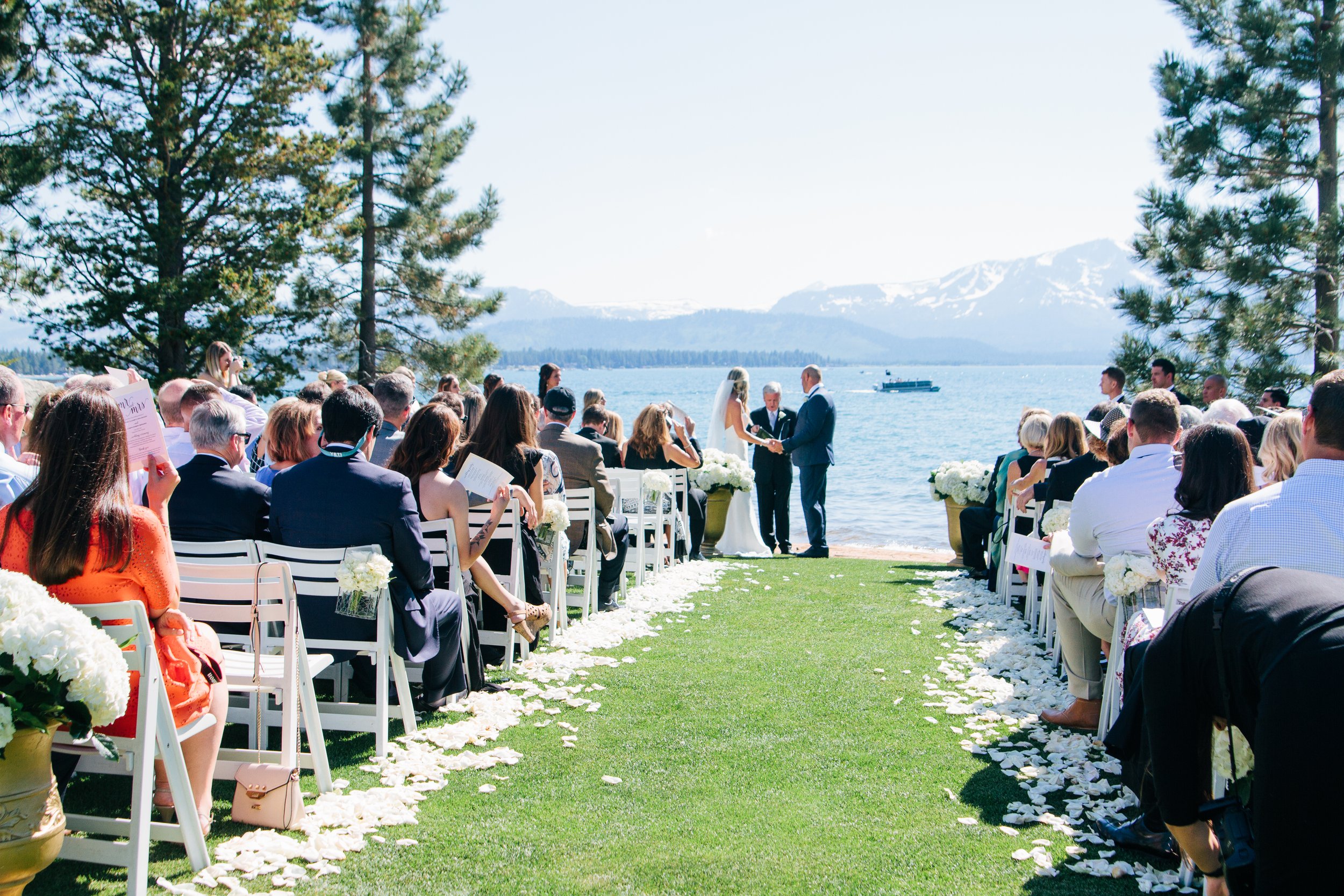 edgewood-tahoe-wedding-photographer-10.jpg