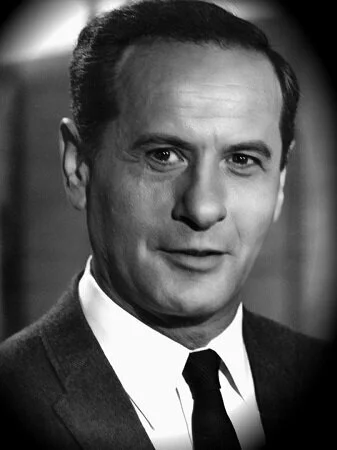 Eli Wallach
