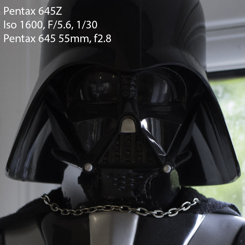 Pentax 645 iso1600.jpg