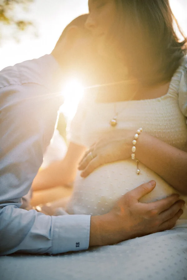 Maternity Photography Cannizzaro Park in Wimbledon