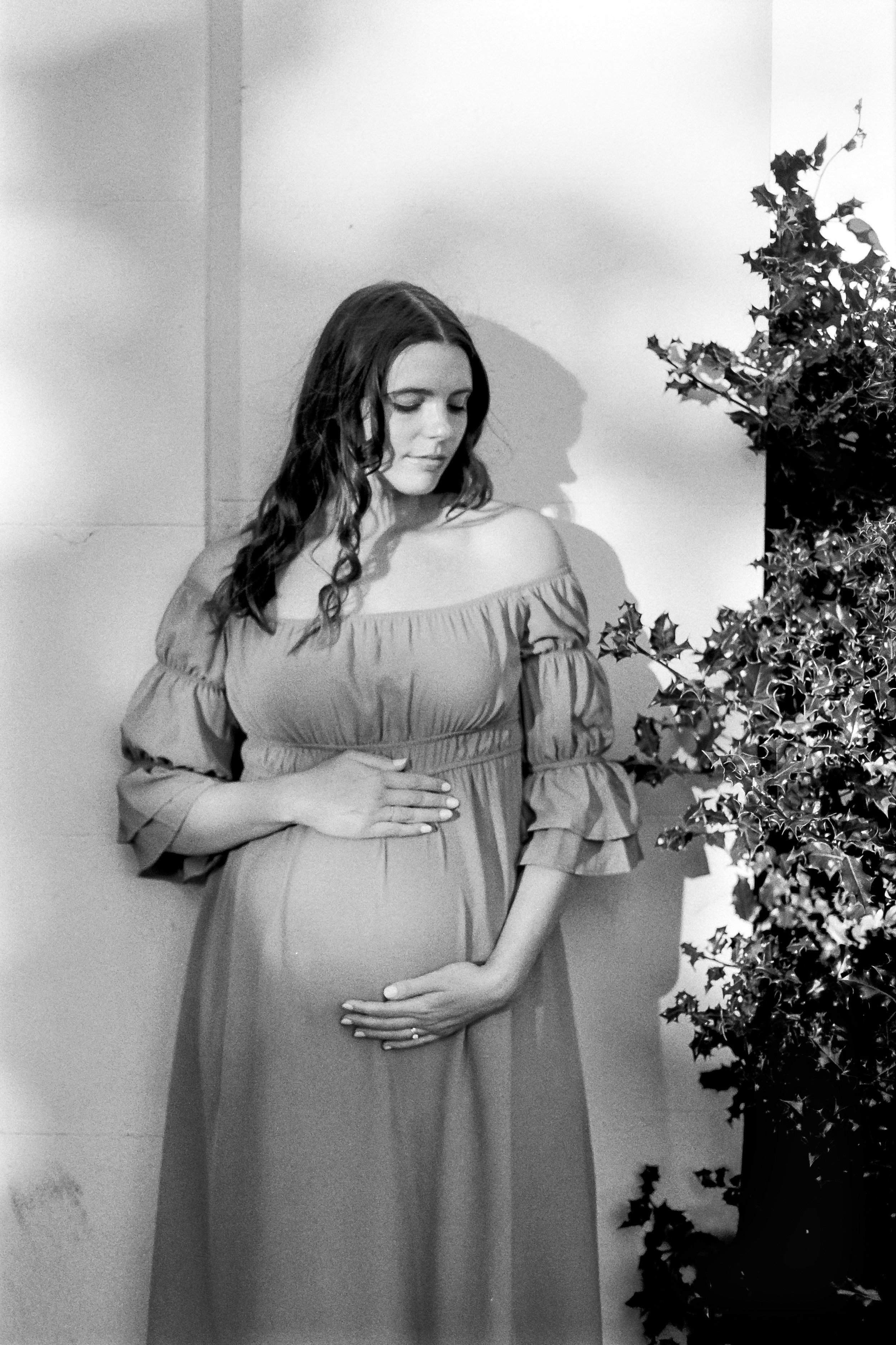 romantic pregnancy portraits on film - West London Maternity Photographer-21.jpg