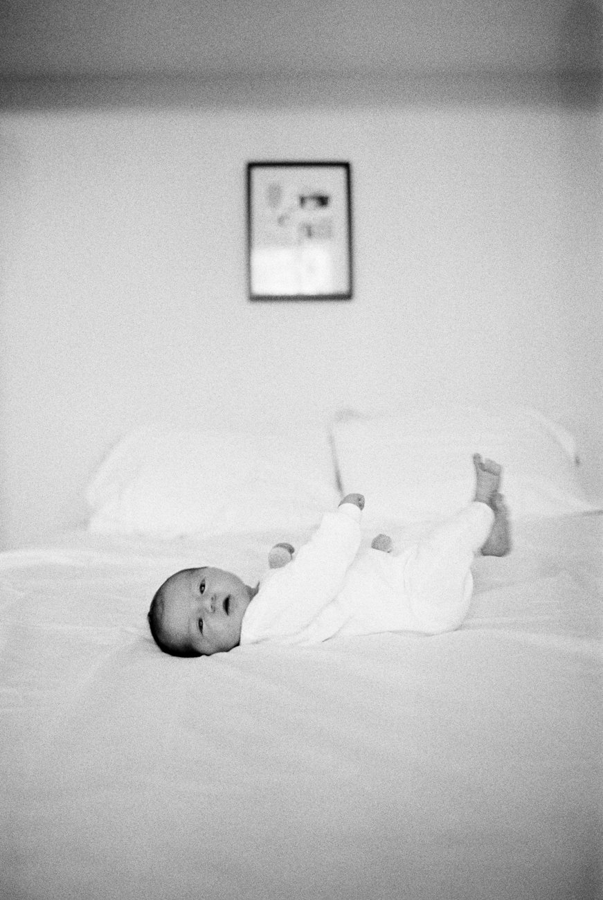 Newborn Photographer in Finsbury, North London (13).jpg