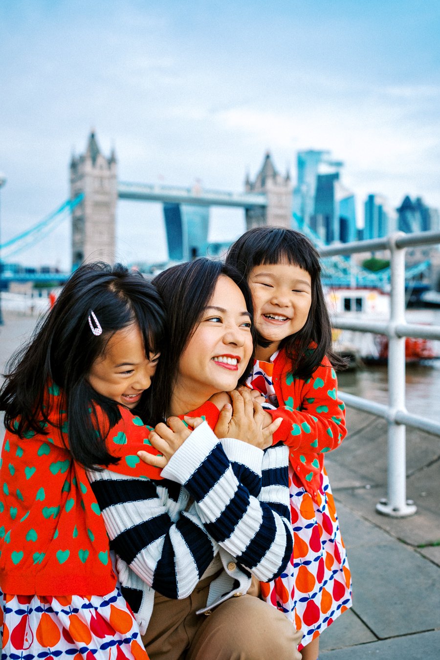 Celebrating motherhood with a London Vacation Photography Session (8).jpg