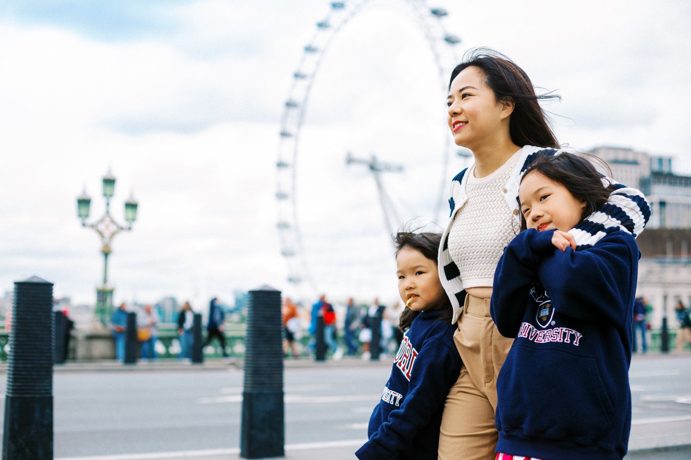  Celebrating motherhood with a London Vacation Photography Session 