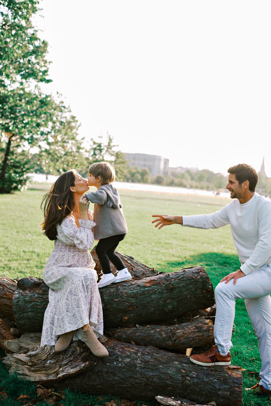 Maternity and Family Photography in Kensington Gardens (28).jpg