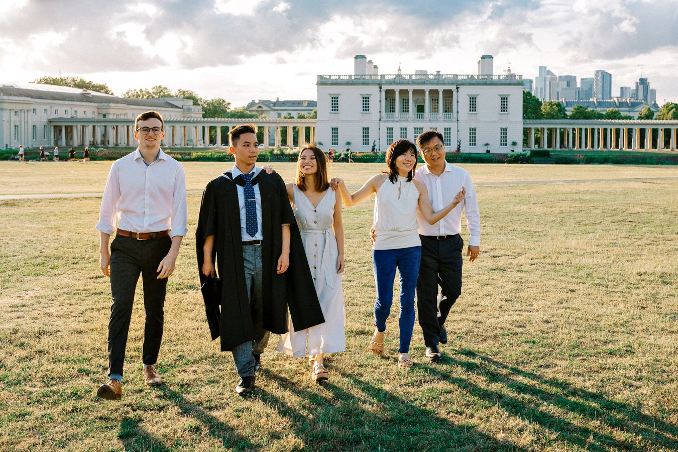 Extended family and graduation photographer in London
