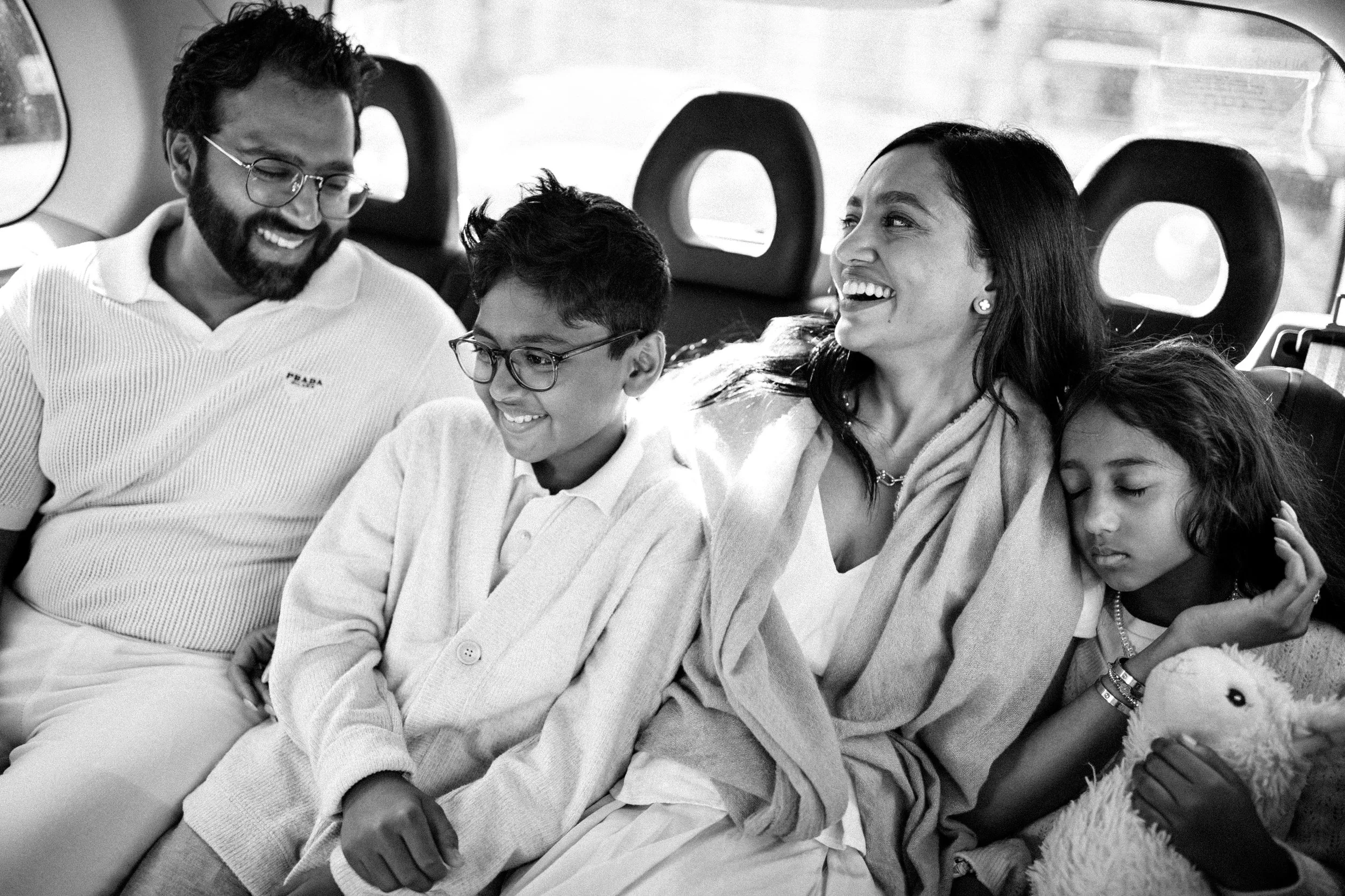 Top London family photographer for families on holiday - Westminster and Covent Garden family portraits by Otalia Onta Photography (24).jpg