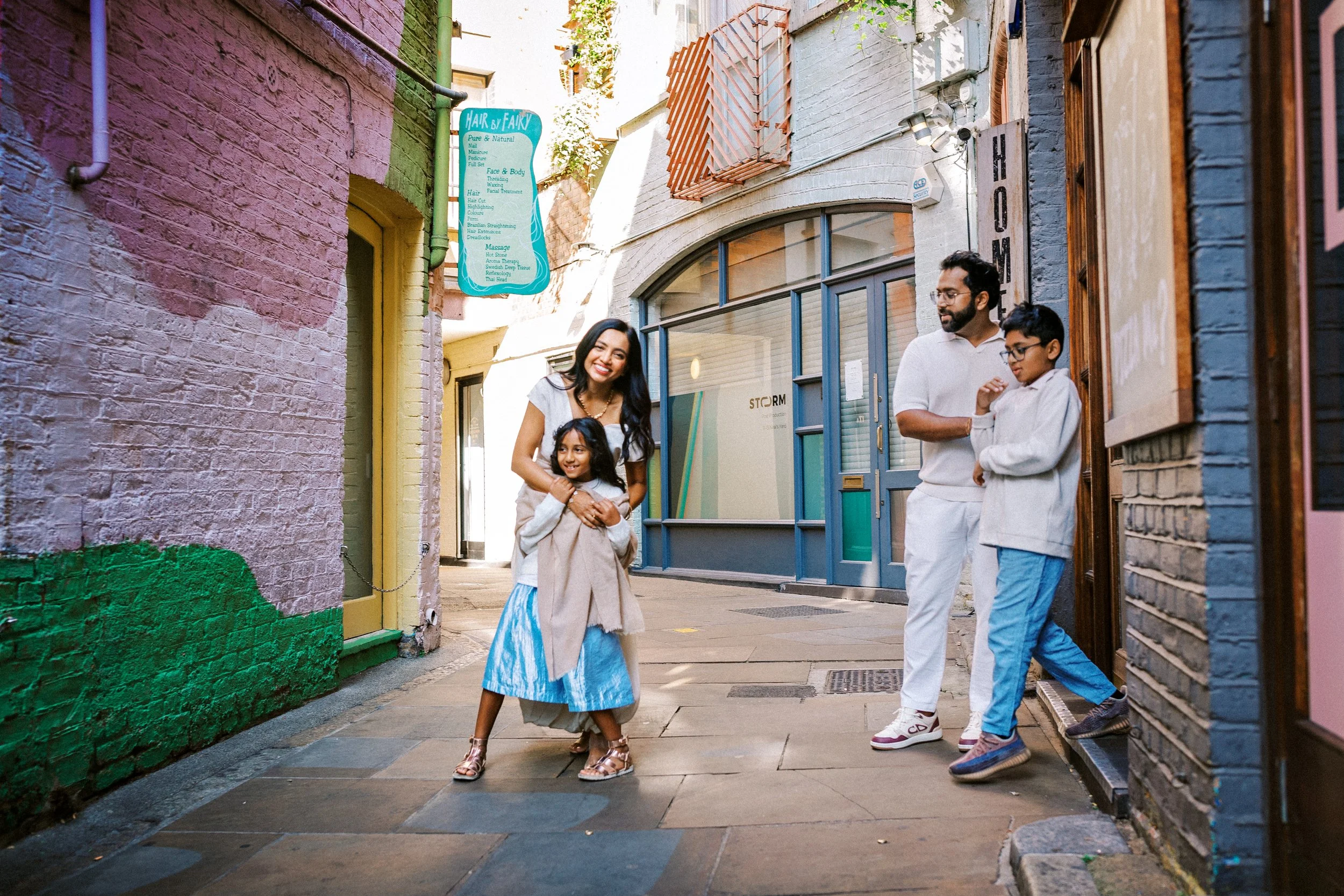 Top London family photographer for families on holiday - Westminster and Covent Garden family portraits by Otalia Onta Photography (37).jpg
