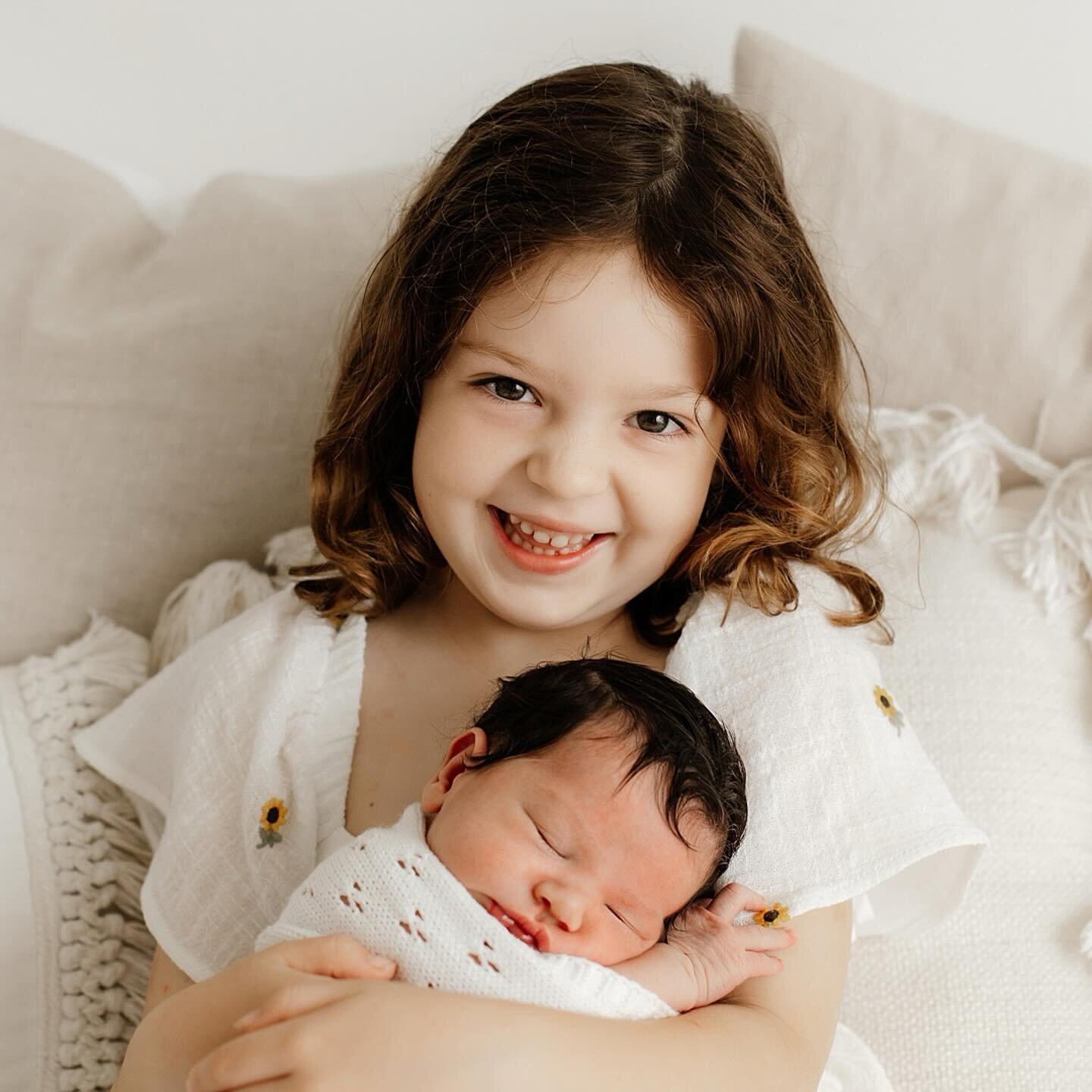 Such a little sweetie 🥹🌸 Their newest addition to their family and isn&rsquo;t she adorable.

#brisbanenewbornphotographer #ipswichnewbornphotographer