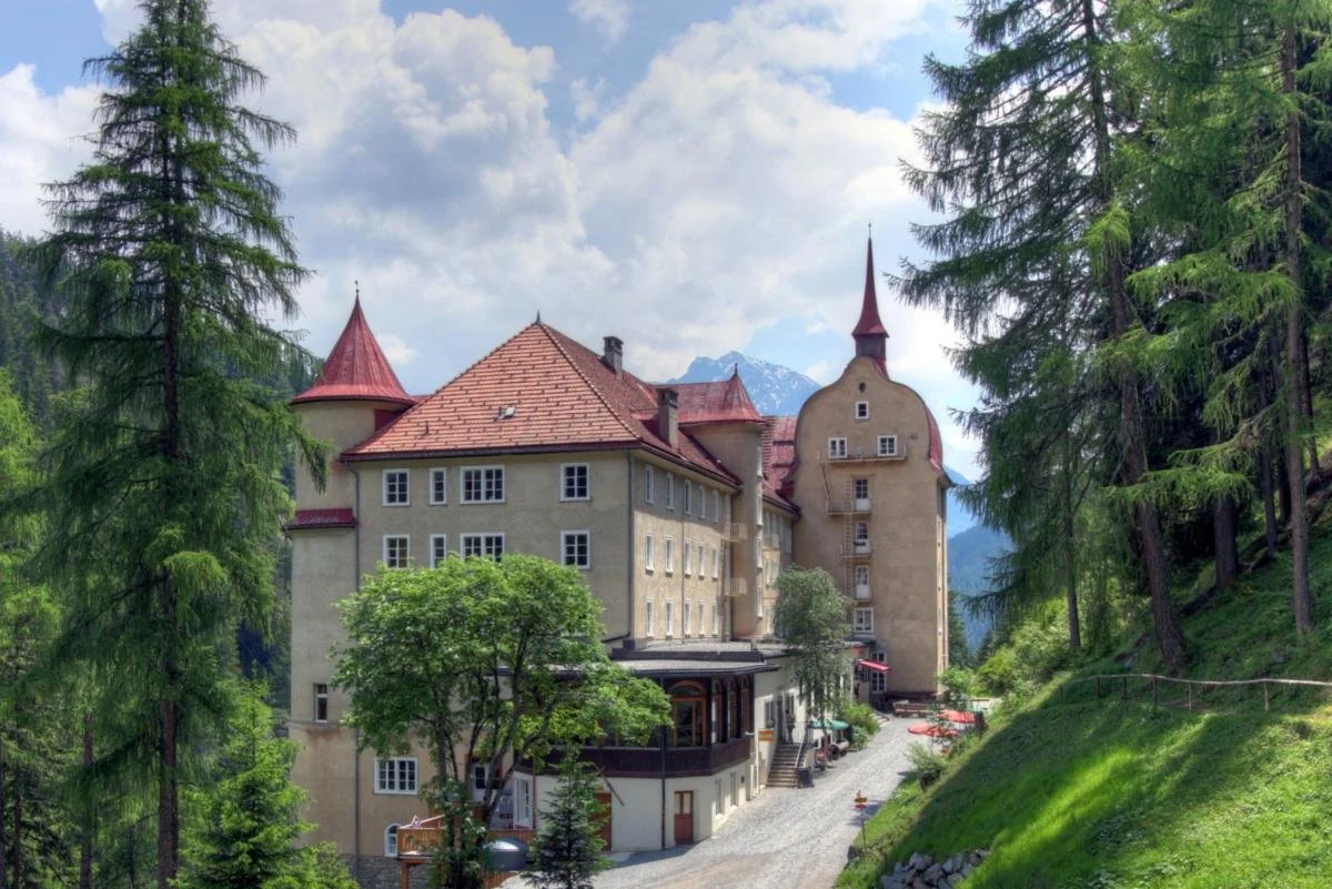 kiosk — Hotel Val Sinestra