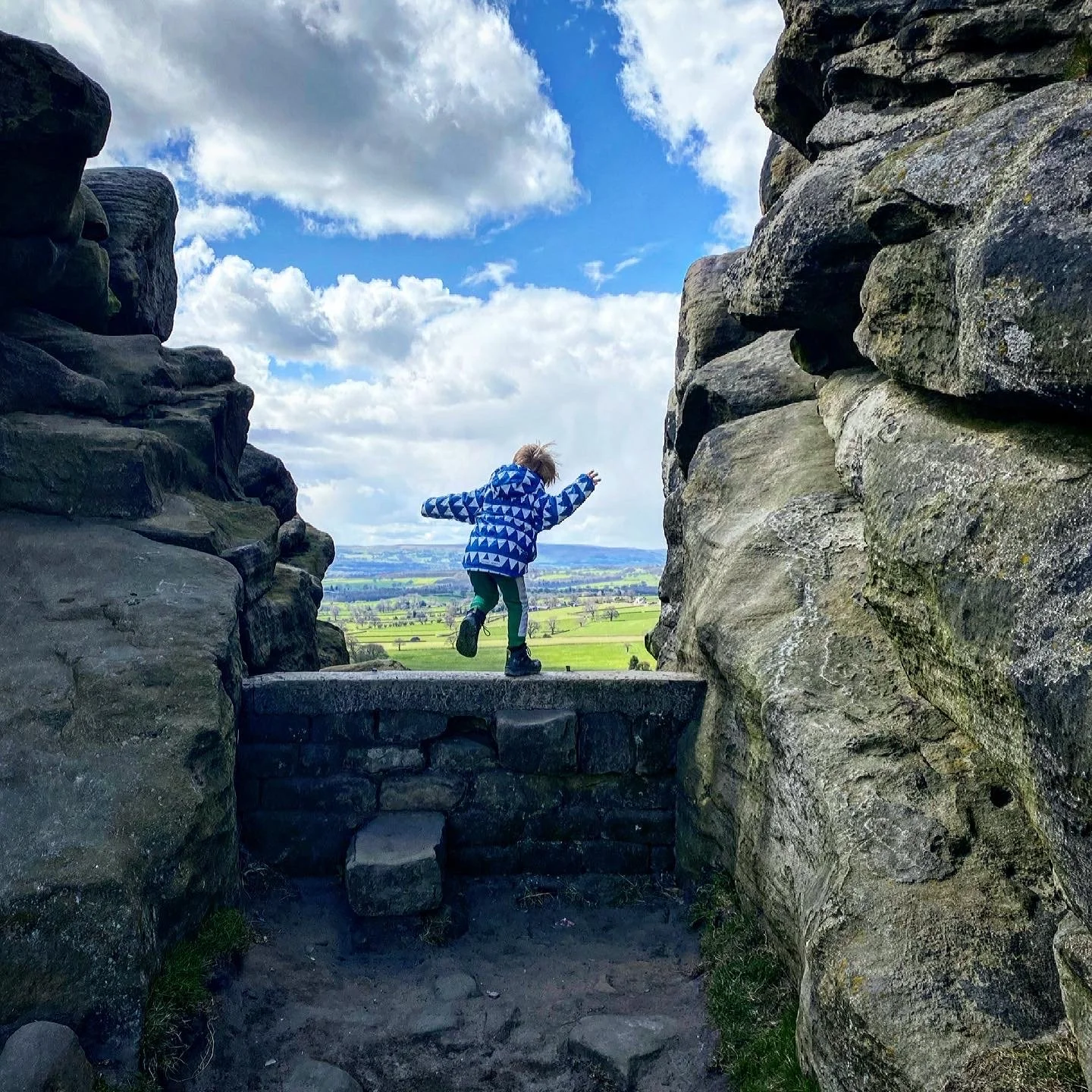 The Reluctant Explorers: Yorkshire Walking With Kids — Almscliff Crag