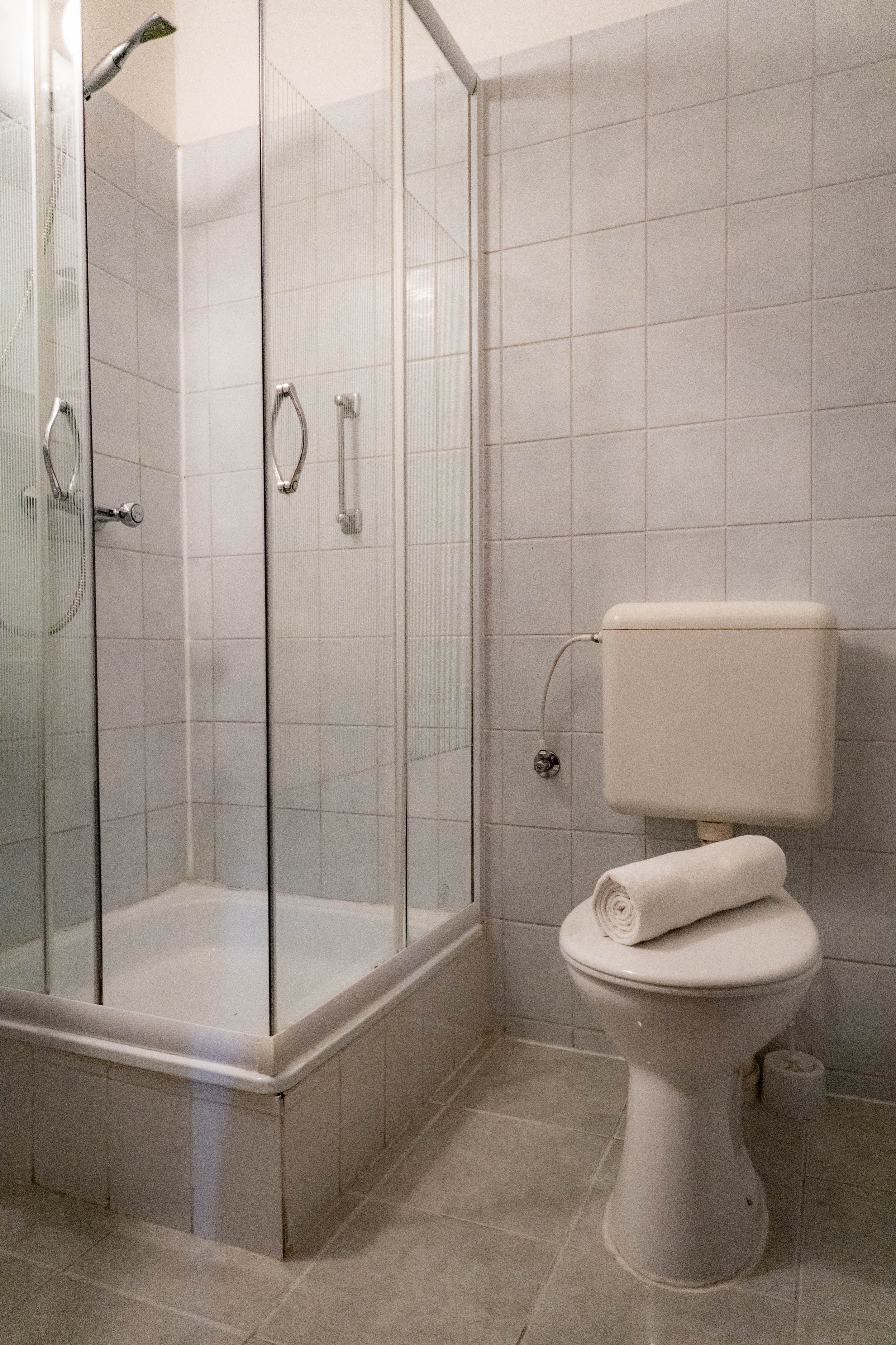 Equity Point Budapest Private Room Bathroom Shower 2.jpg