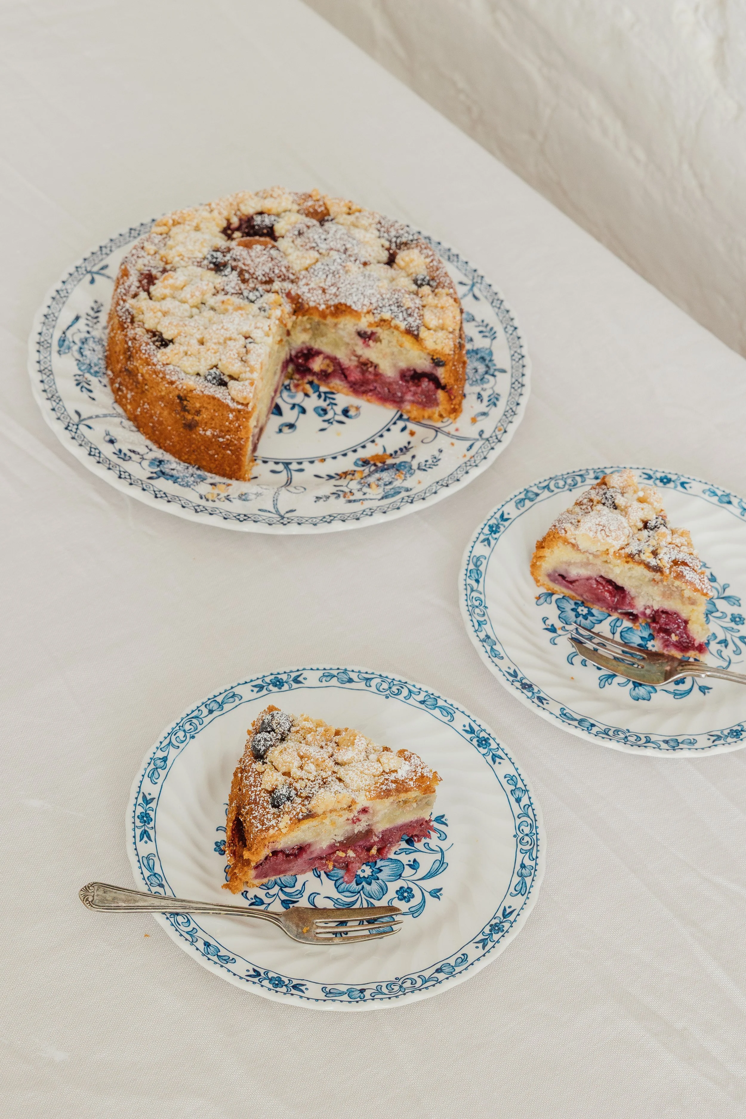 Berry Crumble Cake-7.jpg