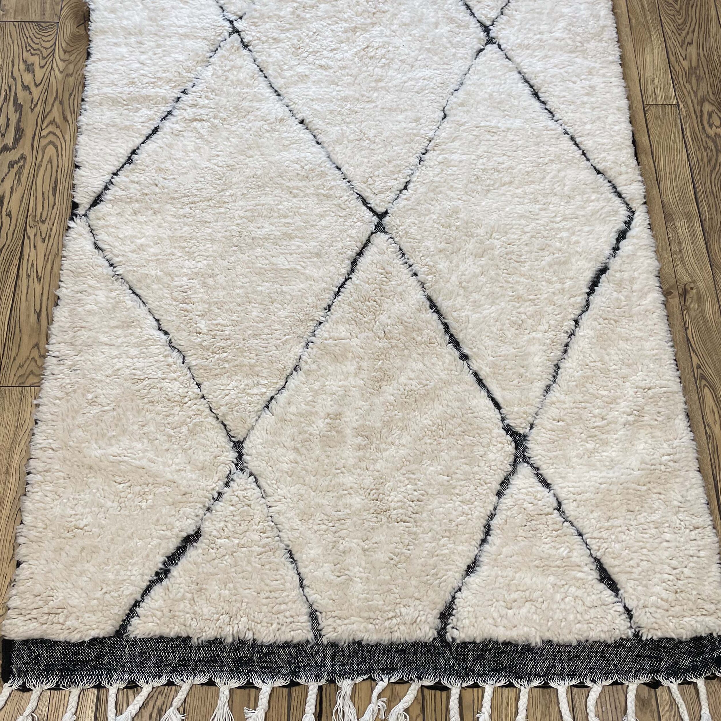 Chunky / 253 x 156