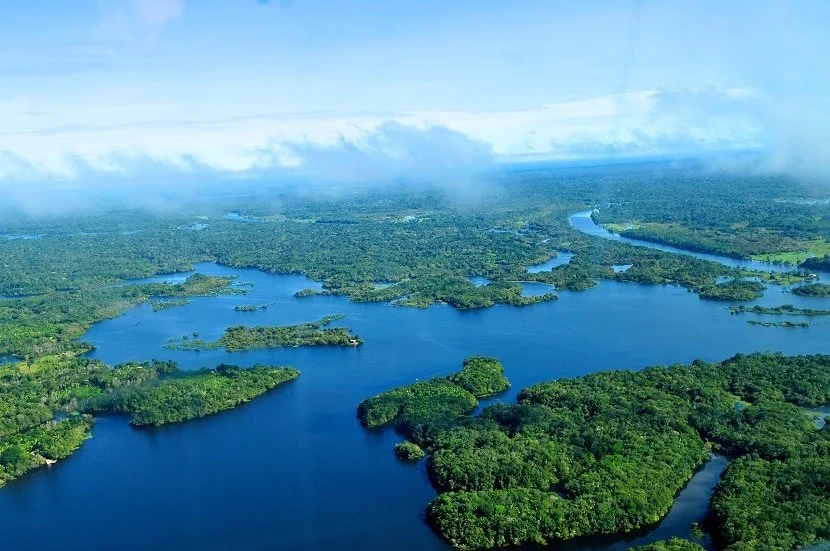 Lujo en la Amazonía: naturaleza, cultura y desconexión