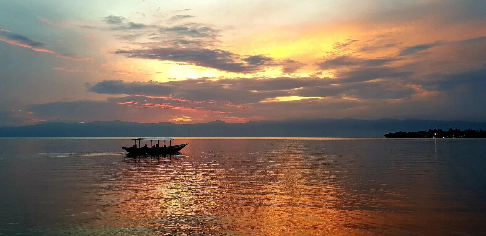 kivu lake.jpg