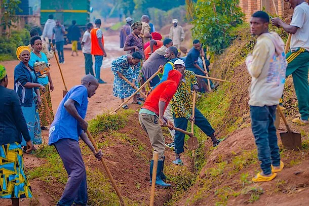 umuganda rwanda.jpg