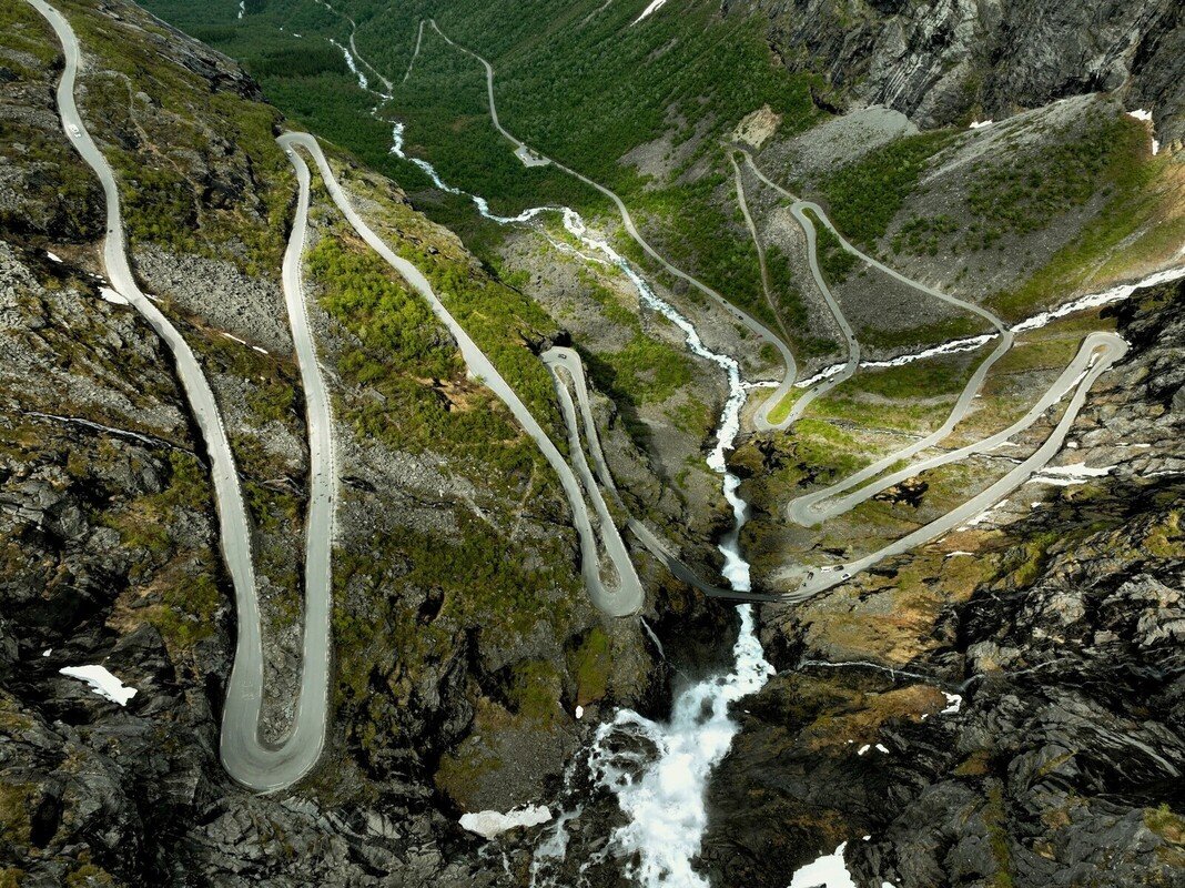Trollstigen norway.jpg