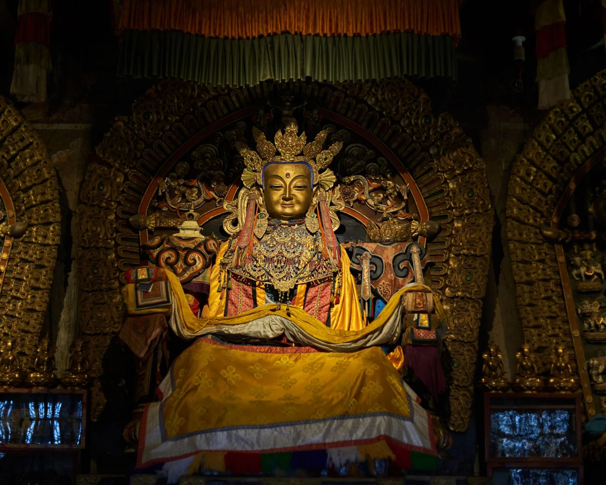 Golden Buddha statue in Erdene Zuu Monastery in Mongolia.jpg