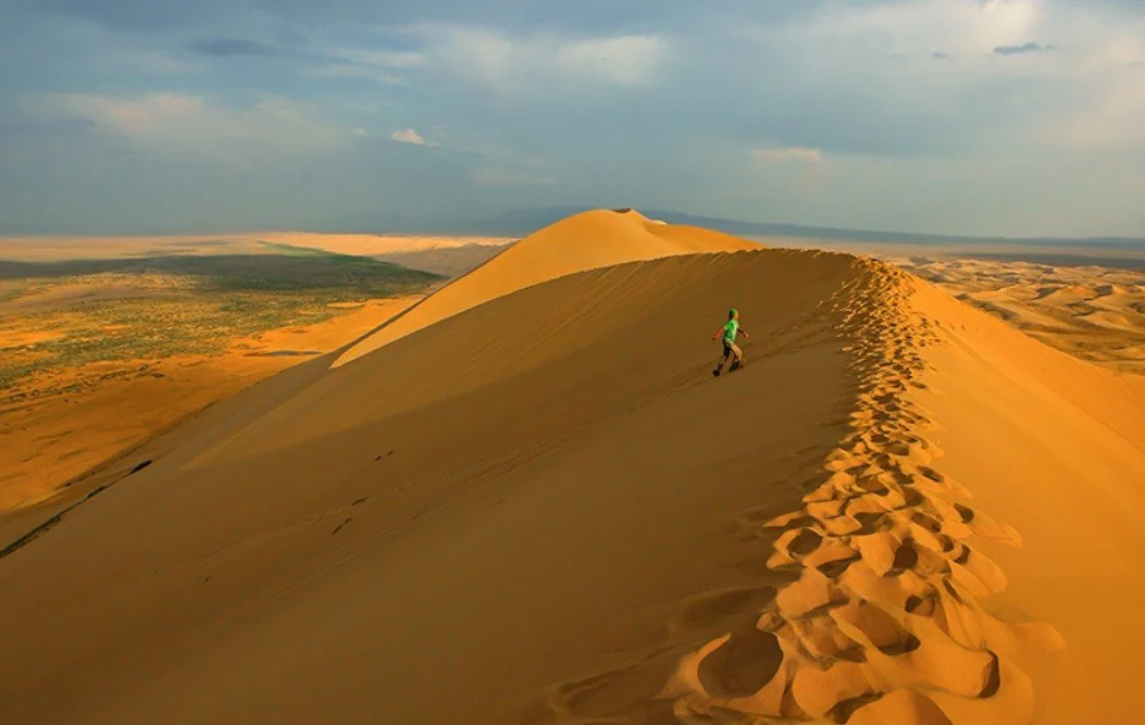 khongor sand dunes_mongolia.jpg