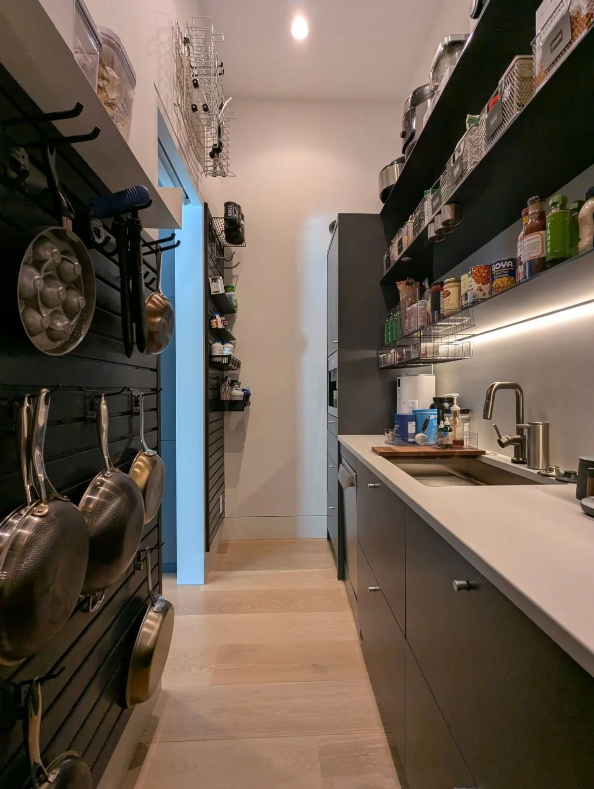 organized-galley-kitchen-asheville-nc