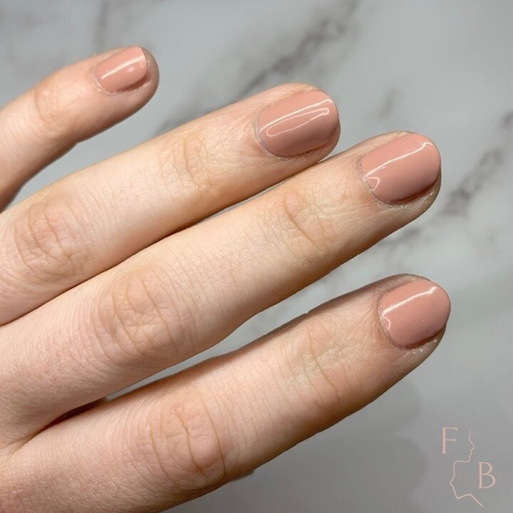 Simple but NEVER plain ✨☝🏻⁠
⁠
#opiobessed with this colour from @opi! ⁠
I love wearing a nude nail colour, it just compliments every outfit perfectly! Navy, khaki, whites, you name it! ⁠
⁠
OPI Shade : @opi ⁠
⁠
Who else loves a nude nail? ⁠
⁠
⁠
⁠
@fo