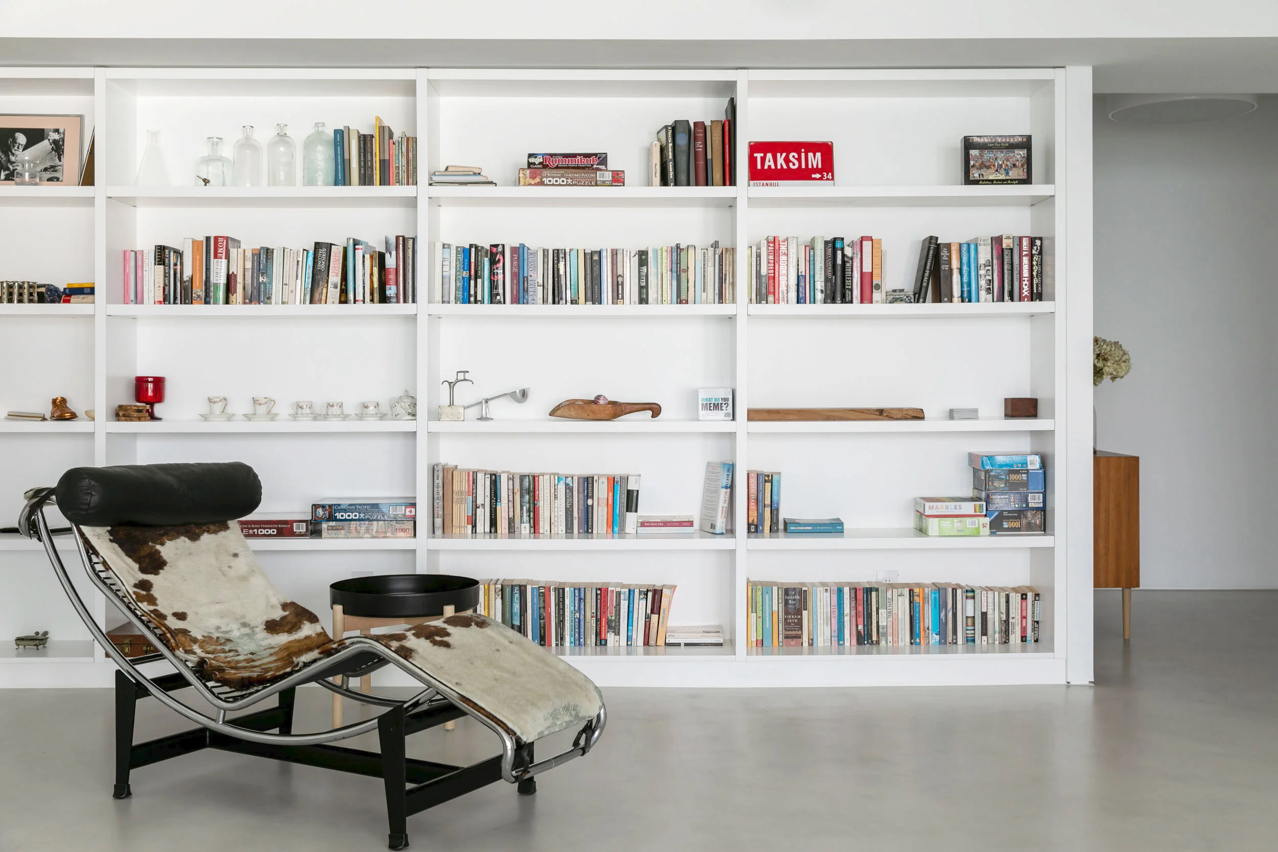 bookcase-white-mid-century-modern-corbusier2.jpg