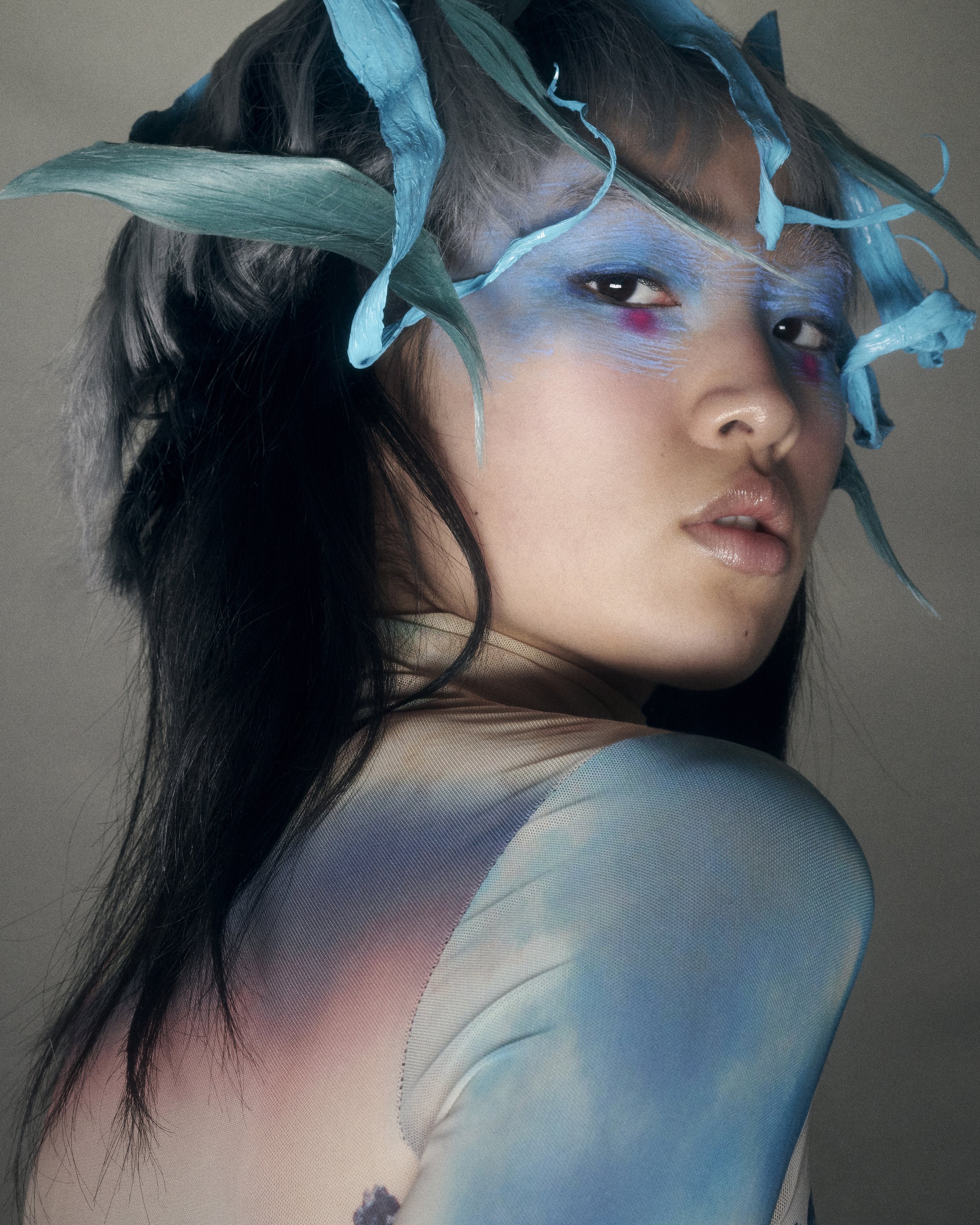231217-Minji-Shot04-4x5.jpg