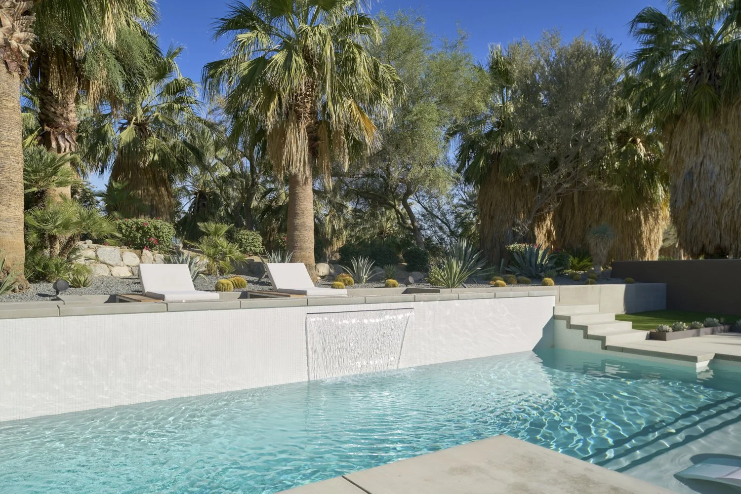 POS_Vista_Palm_Spring_SJC6441.jpg