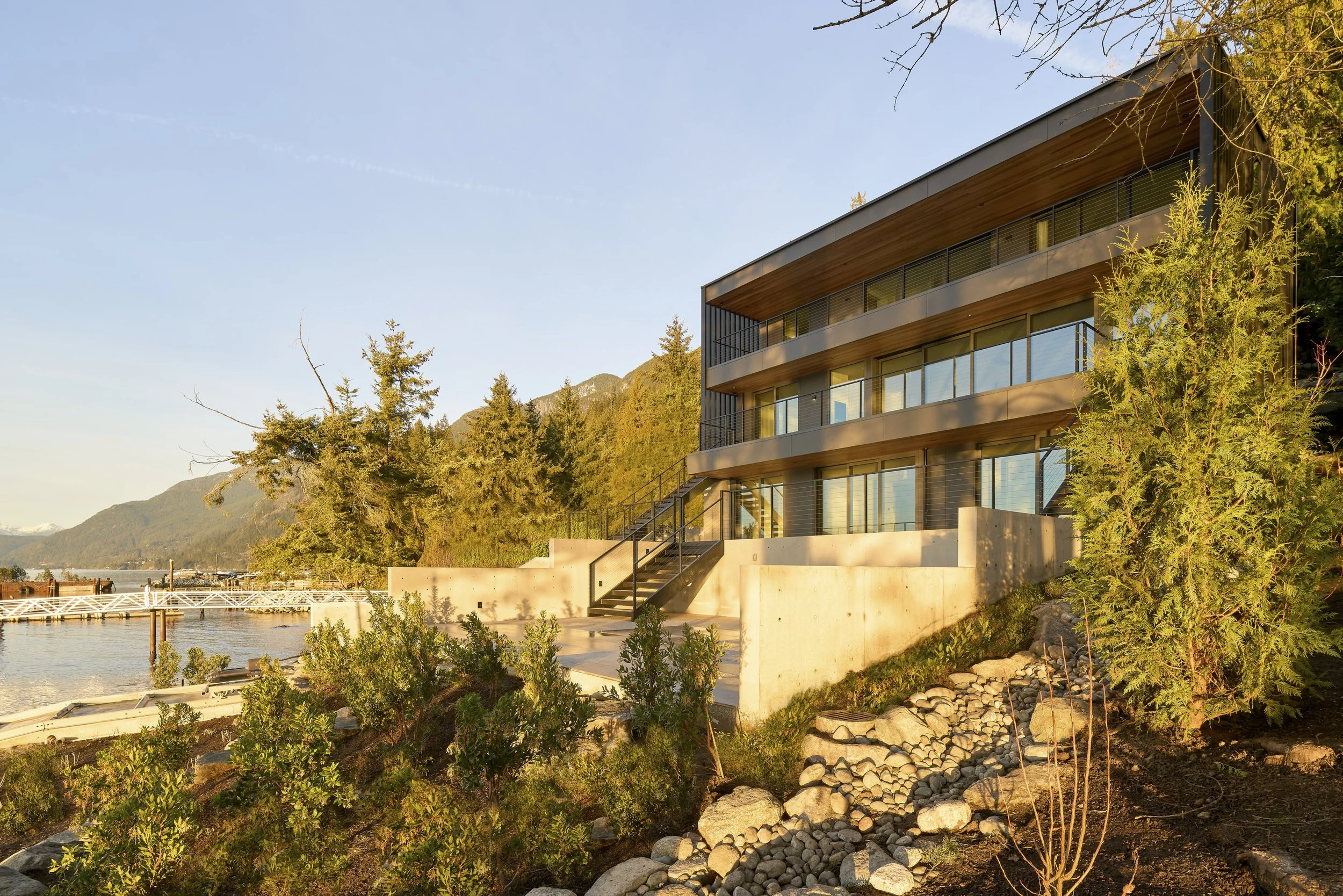 Woven_Howesound_SJC2459d3k.jpg