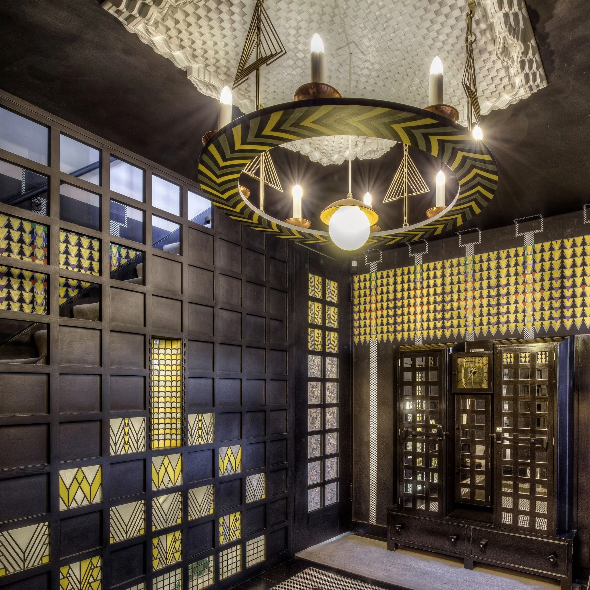 78 Derngate interior with the Charles Rennie MacIntosh screens and light