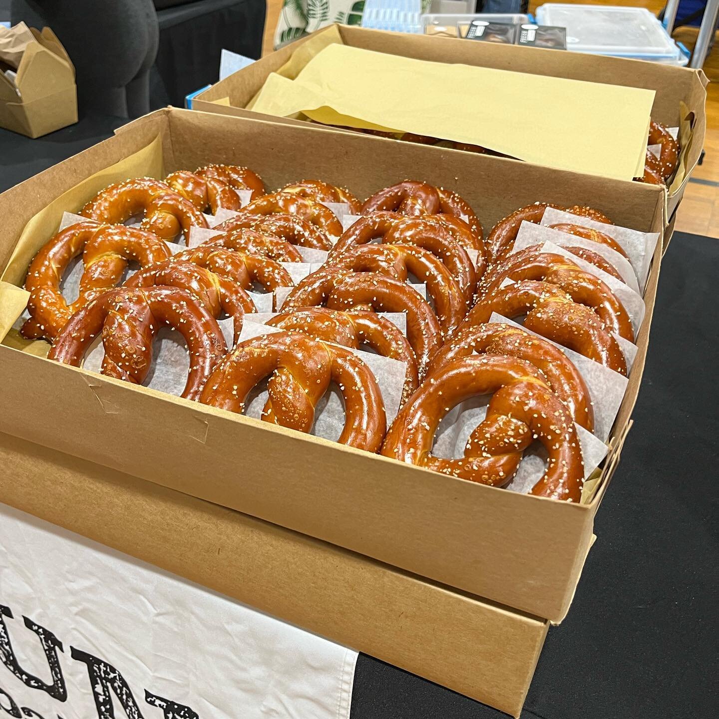 Oh my&hellip;. Look who will be joining us this Sunday for Mother&rsquo;s Day!! @navadbakers (formerly Buns) 

If you haven&rsquo;t tried the bABKA or the pretzels or the challah breads you haven&rsquo;t lived&hellip;. Lol.

Slide on over THIS Sunday